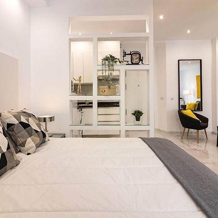 Arriola B Freshapartments Малага Экстерьер фото