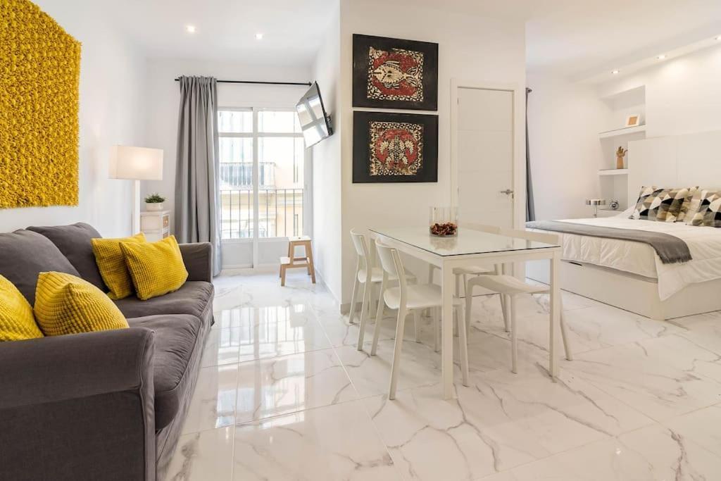 Arriola B Freshapartments Малага Экстерьер фото