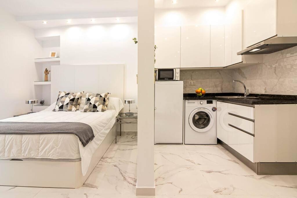 Arriola B Freshapartments Малага Экстерьер фото